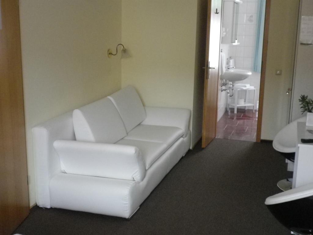 Hotel An Der Kapelle Майнинген Номер фото